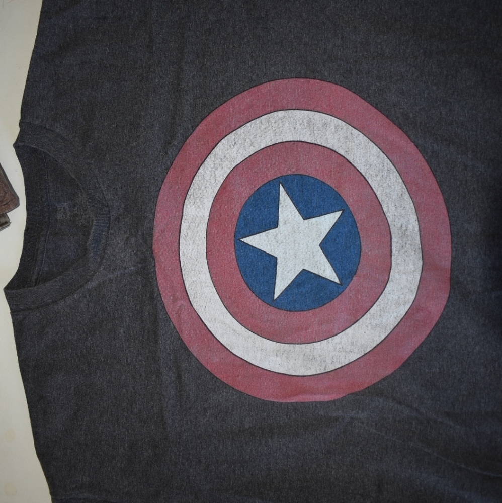 Captain America tee shirt